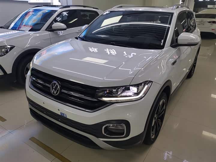 Фото 1 - Volkswagen Tacqua