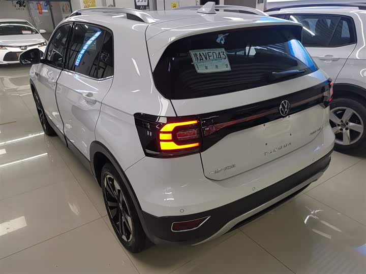 Фото 5 - Volkswagen Tacqua