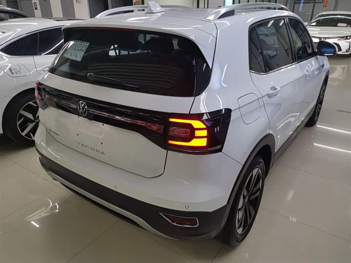 Фото 7 - Volkswagen Tacqua