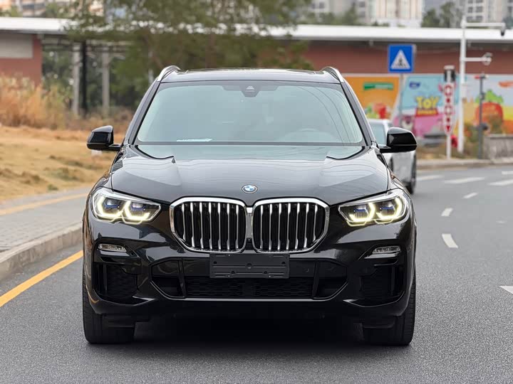 Фото 2 - BMW X5