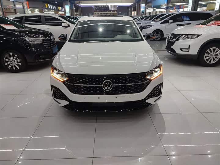 Фото 3 - Volkswagen Lavida