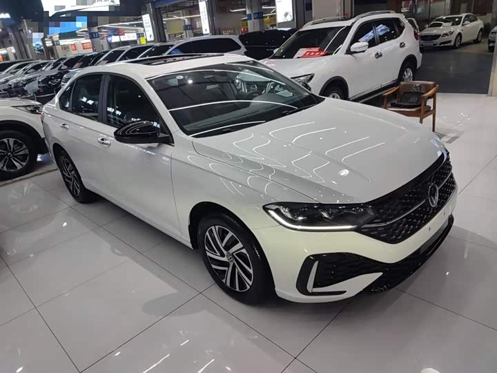 Фото 4 - Volkswagen Lavida