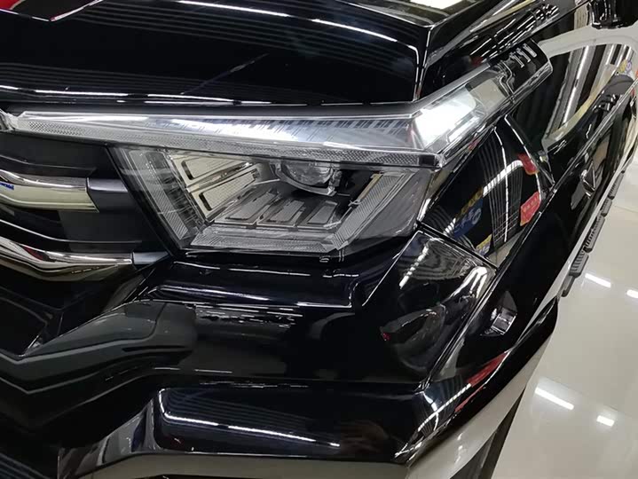 Фото 5 - Tank 400