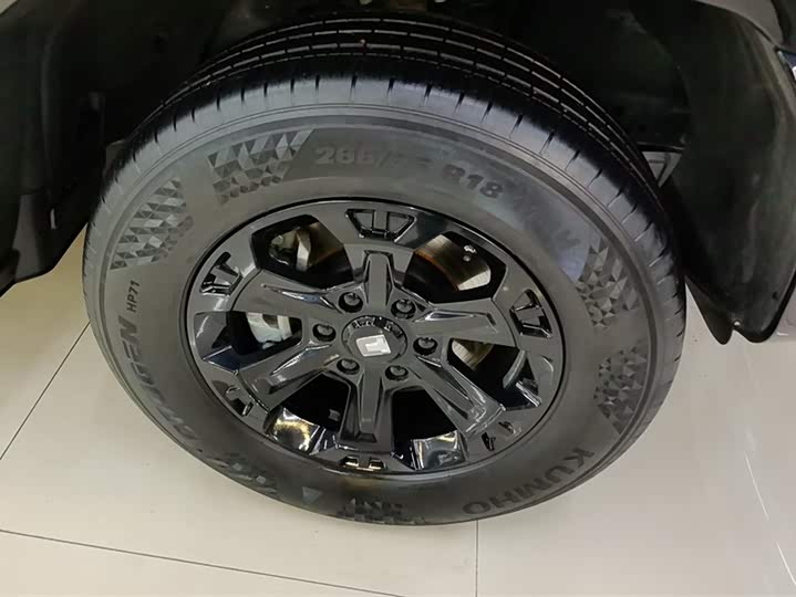 Фото 6 - Tank 400