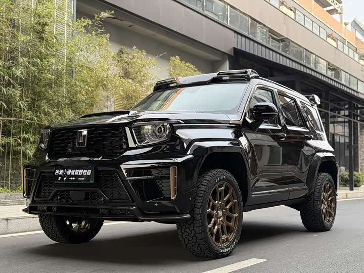 Фото 1 - Tank 700 Hybrid