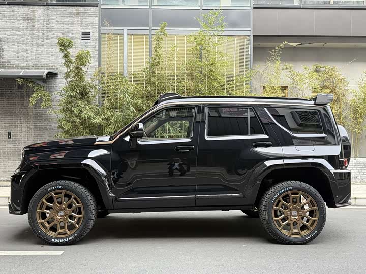 Фото 7 - Tank 700 Hybrid