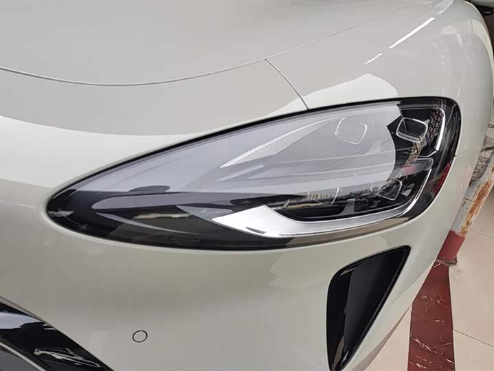 Фото 5 - Xiaomi SU7