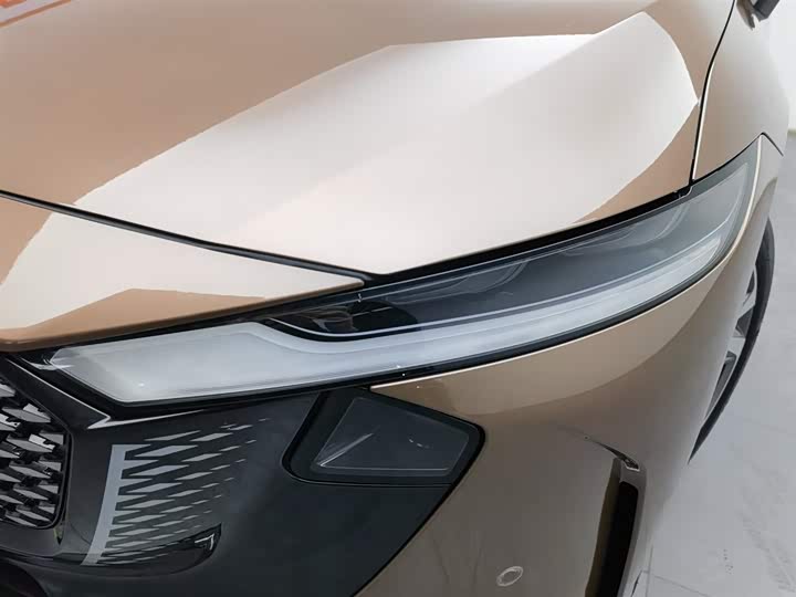 Фото 7 - Mazda EZ-6