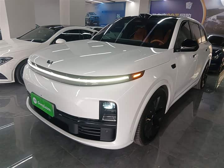 Фото 1 - LiXiang L7