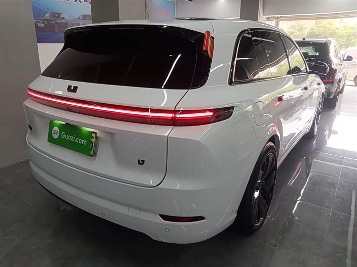 Фото 7 - LiXiang L7