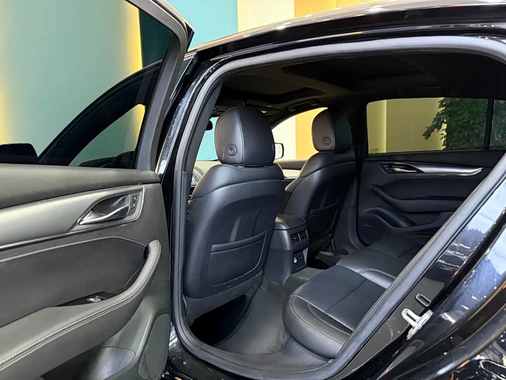 Фото 7 - Cadillac CT5