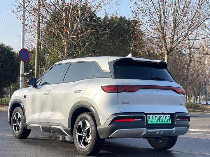 Фото 5 - BYD Yuan Up