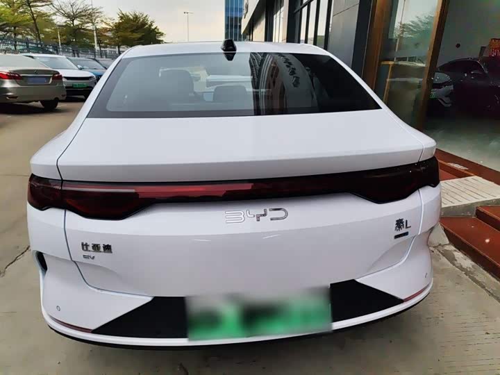 Фото 6 - BYD Qin L