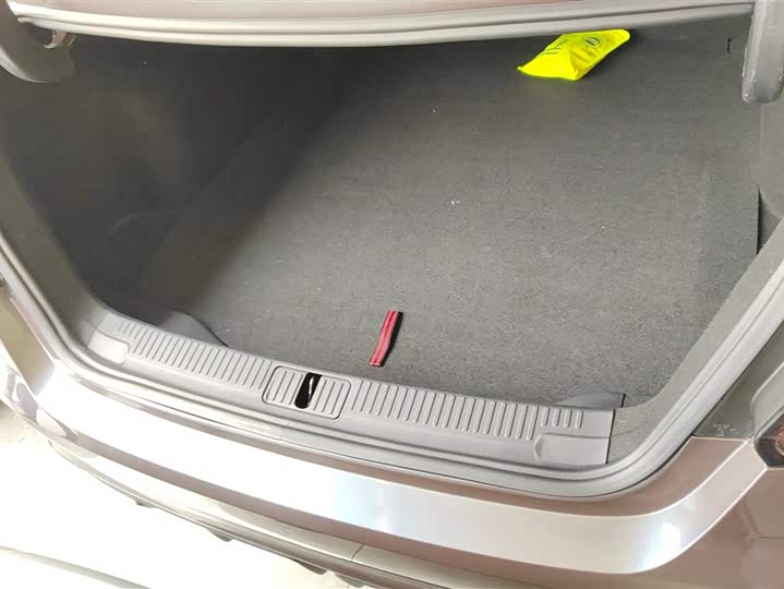 Фото 4 - MG Motor 5