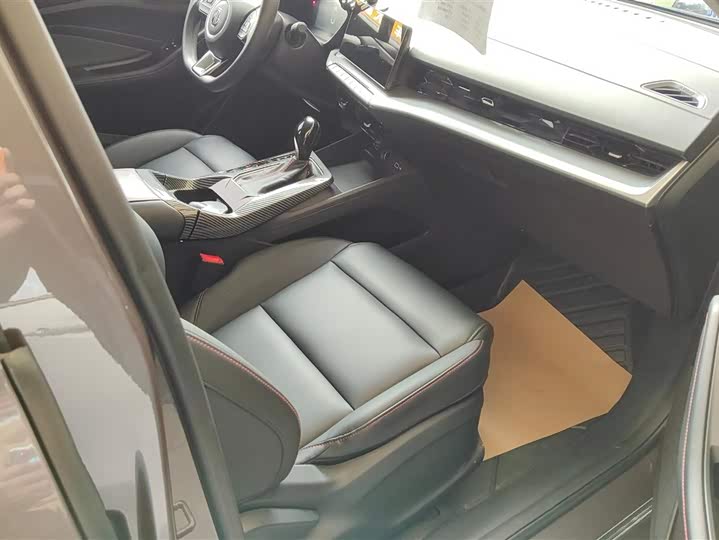 Фото 8 - MG Motor 5