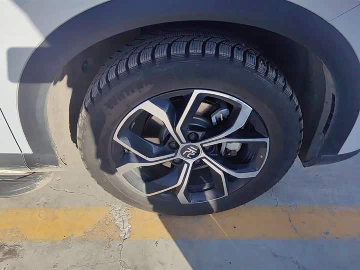 Фото 6 - BYD Yuan Plus