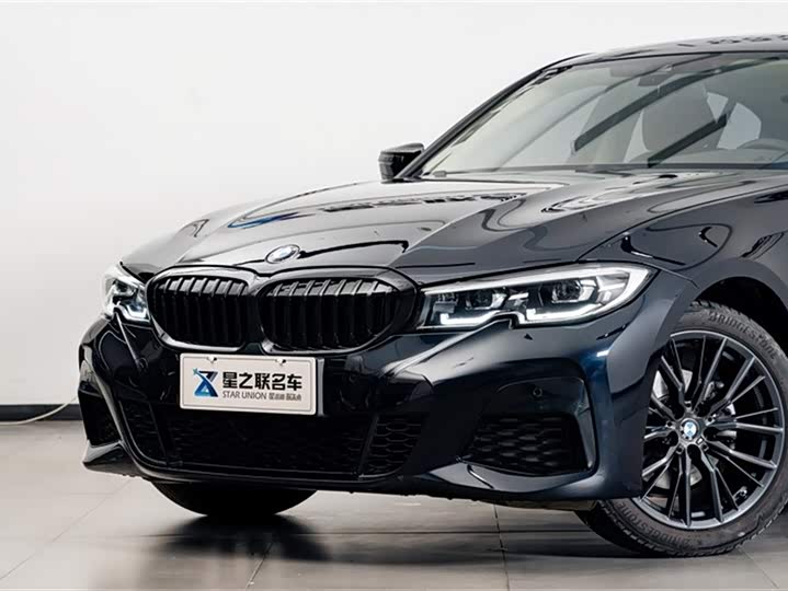 Фото 3 - BMW 3 Series