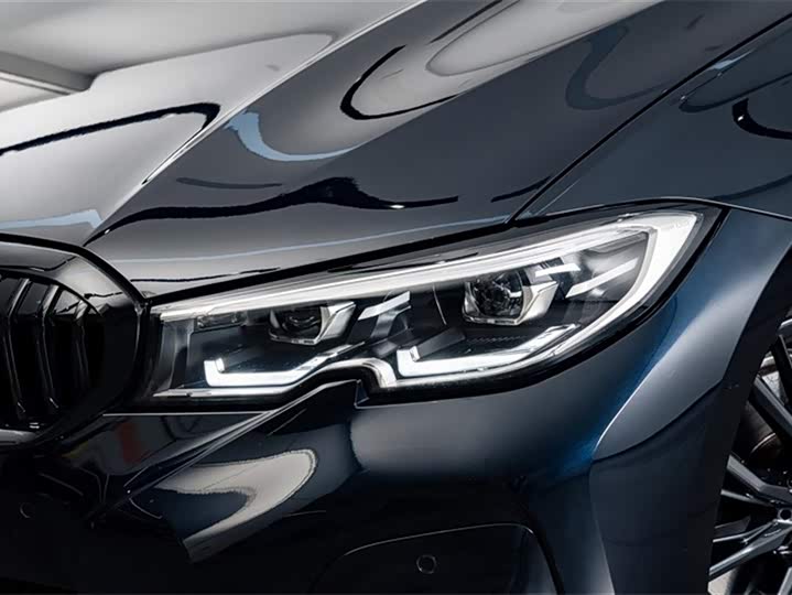 Фото 4 - BMW 3 Series