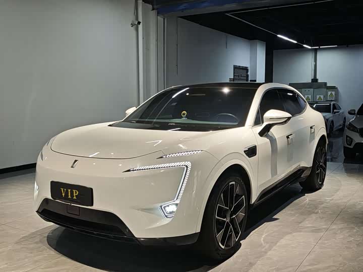 Фото 1 - Avatr 11