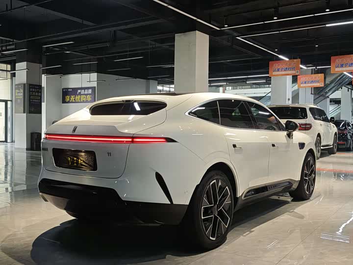 Фото 8 - Avatr 11