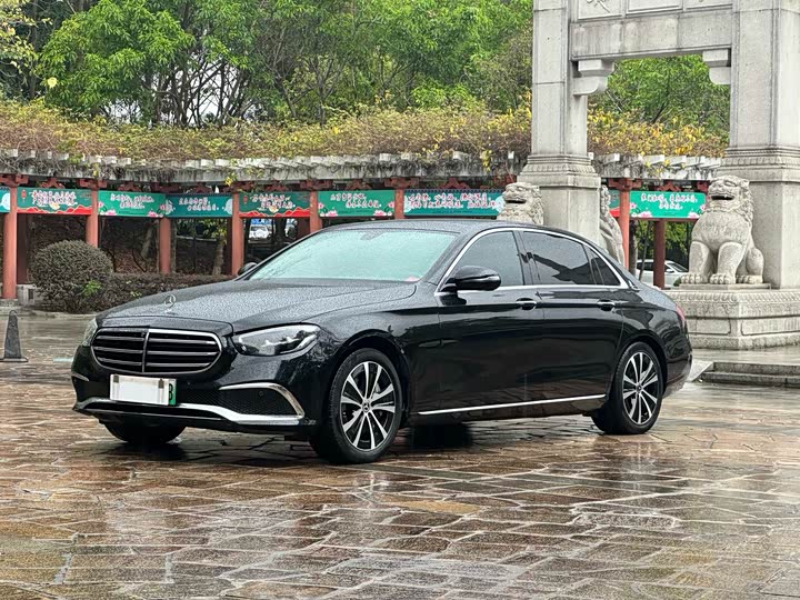 Фото 1 - Mercedes-Benz E-Class Hybrid