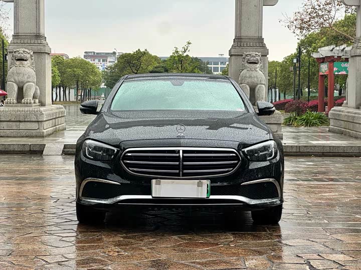 Фото 3 - Mercedes-Benz E-Class Hybrid