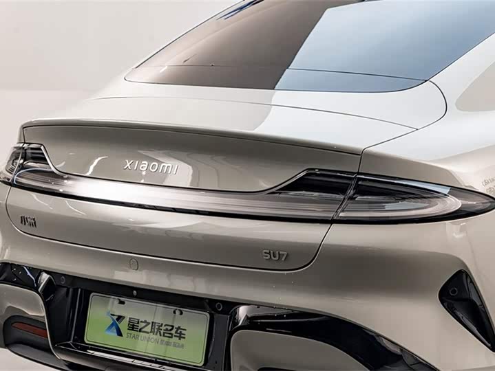 Фото 9 - Xiaomi SU7