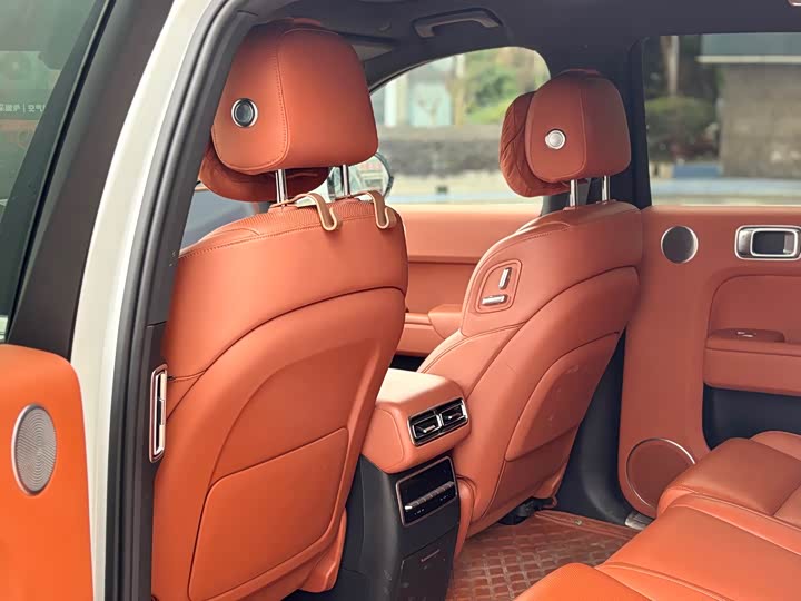 Фото 9 - LiXiang L7