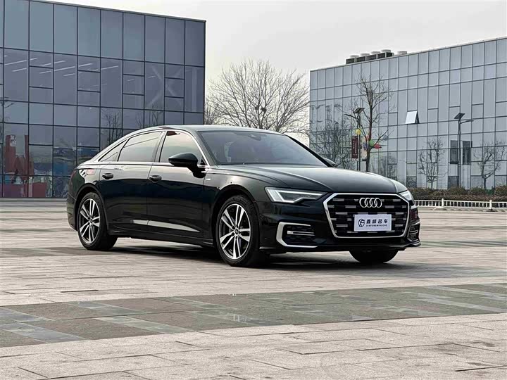 Фото 3 - Audi A6L