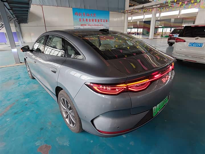 Фото 5 - BYD Qin L