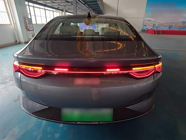 Фото 6 - BYD Qin L