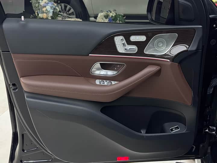 Фото 6 - Mercedes-Benz GLE-Class