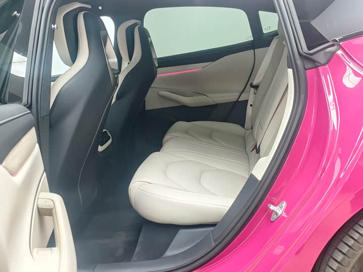 Фото 7 - Xiaomi SU7