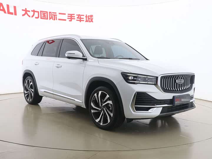 Фото 3 - Geely Monjaro