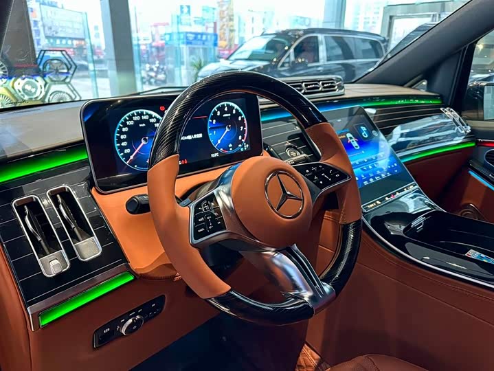 Фото 4 - Mercedes-Benz Vito