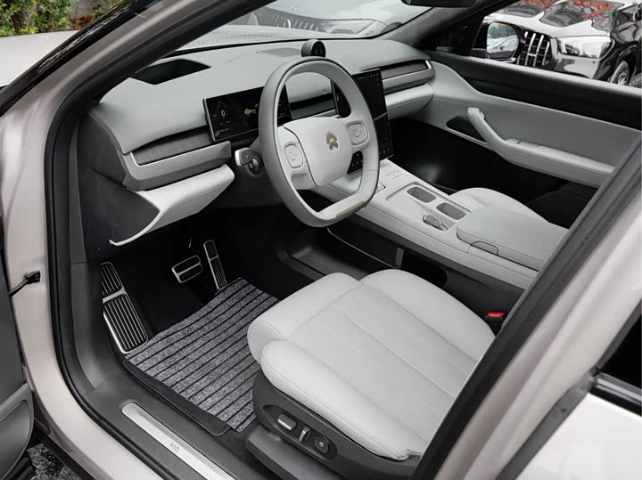 Фото 9 - Nio ES8