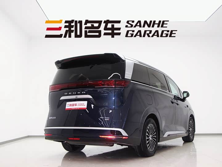 Фото 7 - Denza D9