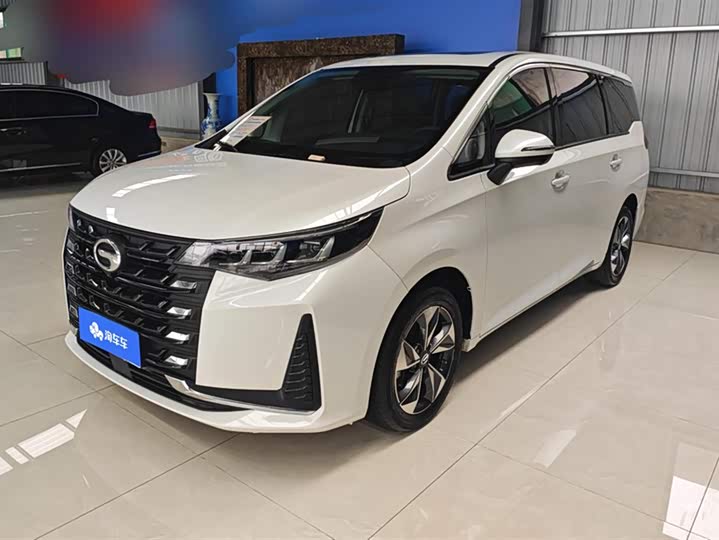 Фото 1 - GAC Trumpchi M6