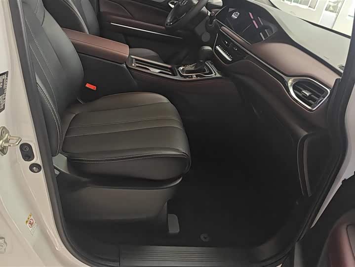 Фото 8 - GAC Trumpchi M6