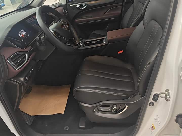 Фото 9 - GAC Trumpchi M6