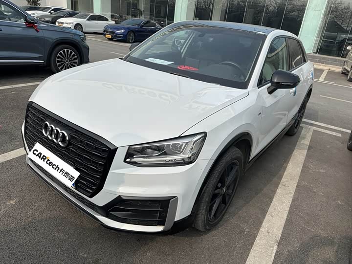 Фото 1 - Audi Q2L