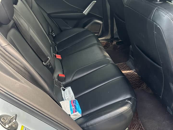 Фото 4 - Audi Q2L