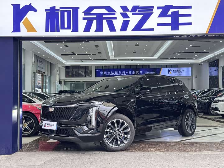 Фото 1 - Cadillac XT5