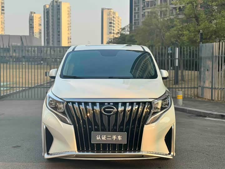 Фото 3 - GAC Trumpchi M8