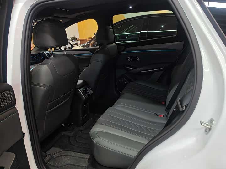 Фото 3 - BYD Song L DM-i Hybrid