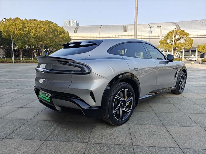 Фото 7 - Xiaomi YU7