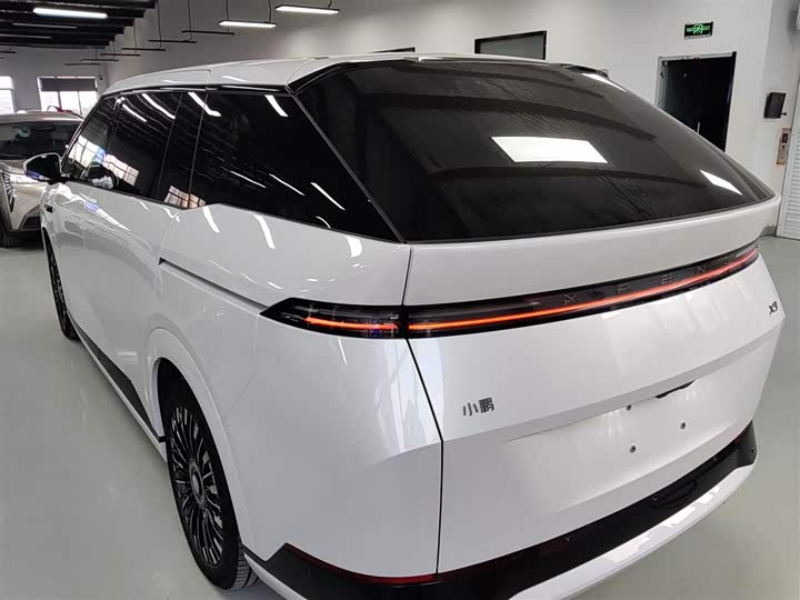 Фото 5 - XPeng X9