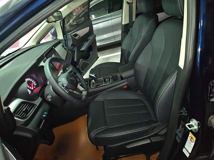 Фото 8 - BYD Song Max