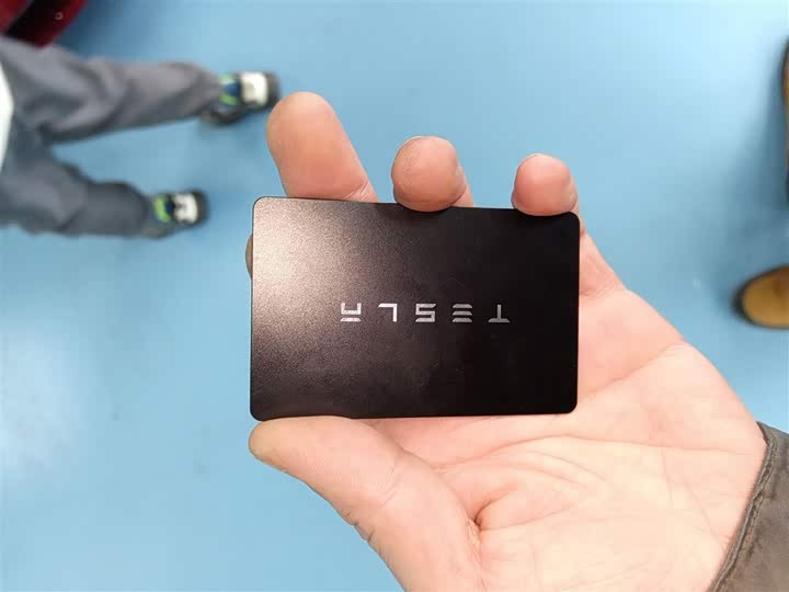 Фото 9 - Tesla Model 3