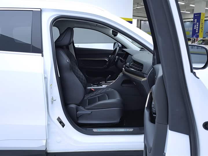 Фото 8 - Haval H6